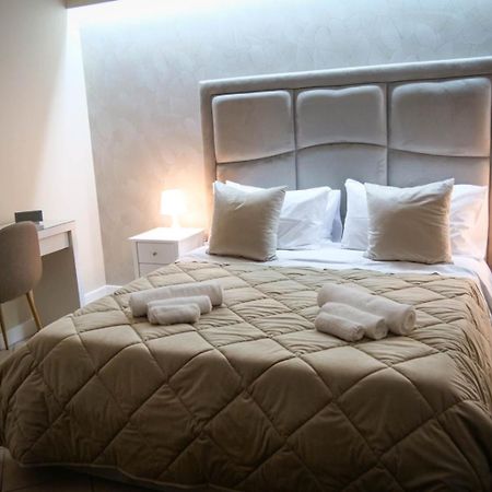 Home Luxury Naples Luaran gambar
