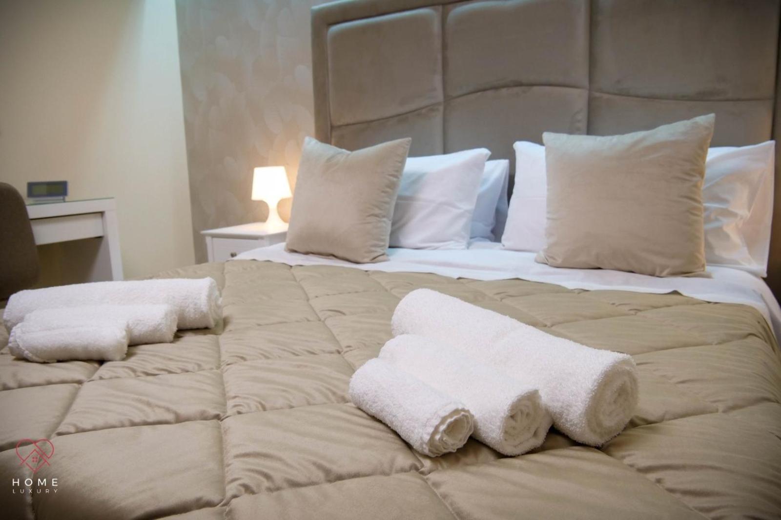 Home Luxury Naples Luaran gambar